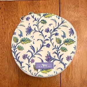 Scout Floral Patterned Round Jewelry Pouch